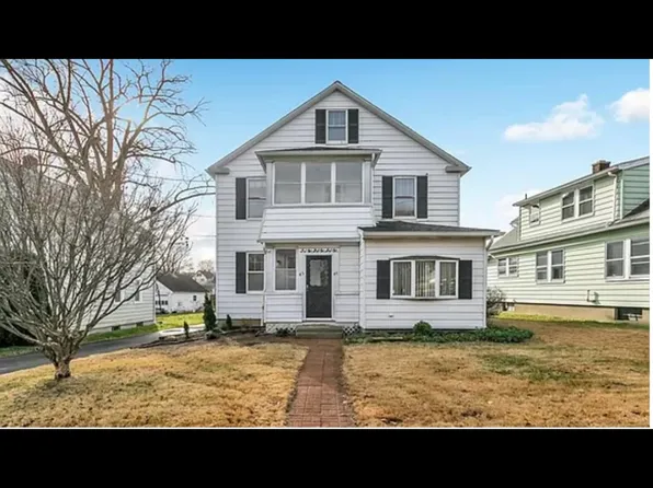 45 Mary St #1, Ansonia, CT 06401