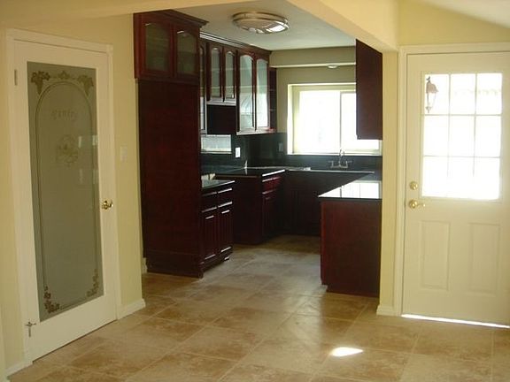 3rd image of 1622 Leycross Dr