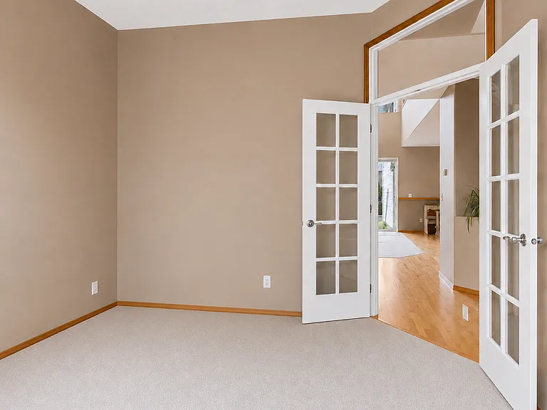 17221 SE 23rd Dr — Photo 7