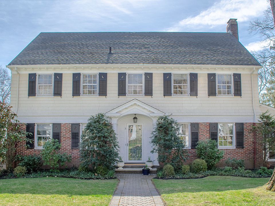 1st image of 31 Claremont Dr