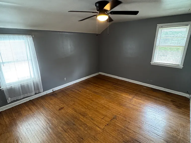 39 Folger St #2 — Photo 2
