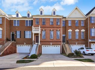 25198 Whippoorwill Ter, Chantilly, VA