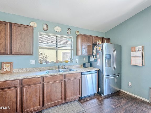 4th image of 24191 N DESERT Drive