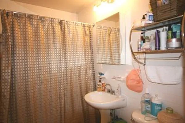 Rented by Corcoran | media 8