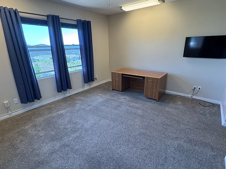 851 Antilla Way — Photo 23