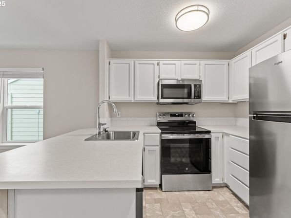 portland-oregon-53938011 picture