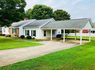 104 Stewart St, Albertville, AL 35951