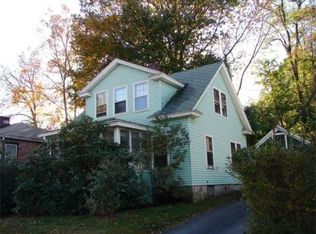 38 Dustin St, Worcester, MA 01604