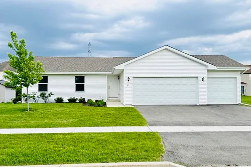 871 Fuller Ln Photo 1