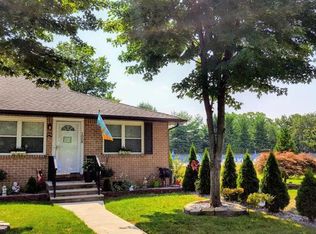 1008 Tammy Ct, Brick, NJ 08724