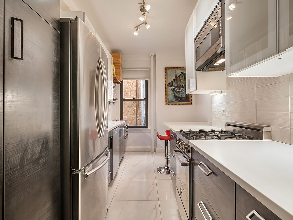 1st image of 20 W 84th St APT 3A