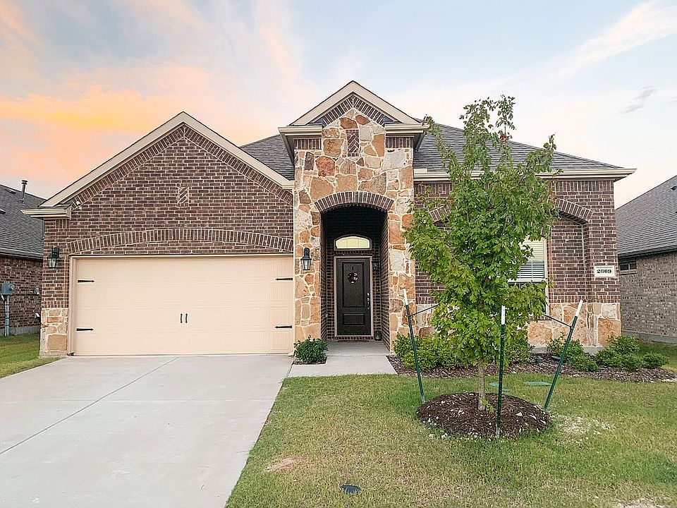 1st image of 2609 Hillrich Dr