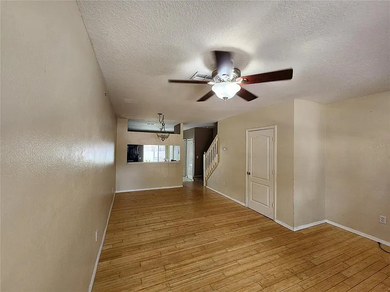 1317 Throckmorton Dr — Photo 6