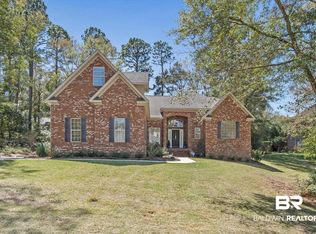 300 Clubhouse Dr, Fairhope, AL 36532