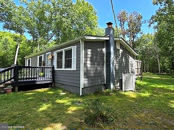 3rd image of 1397 Harris Creek Rd