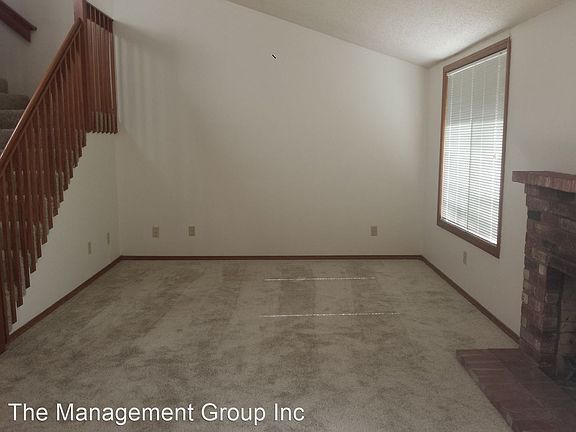 3rd image of 8709 NE Mason Dr APT 8