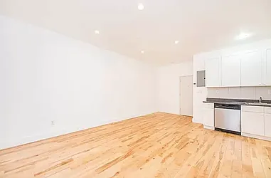Rented by RealTegrity NY LLC
