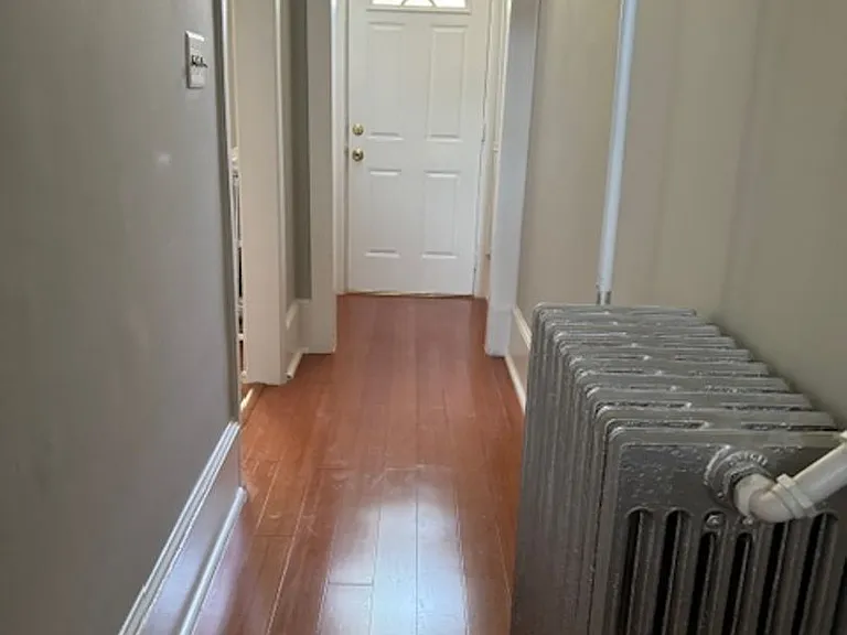 239 K St NE — Photo 7