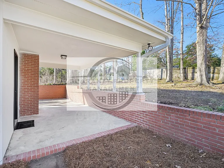 2343 Derby Dr — Photo 23
