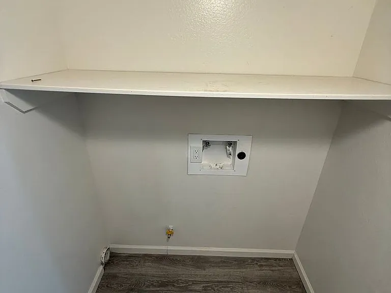 3012 Catalina Dr — Photo 13