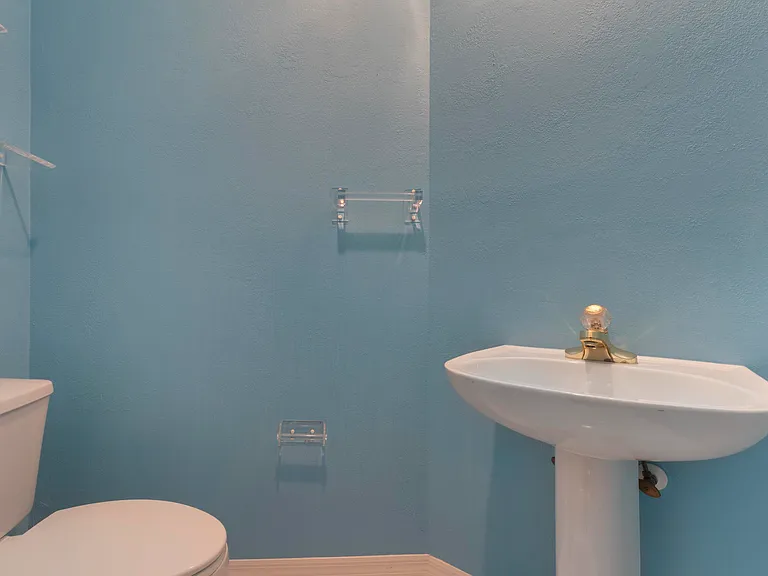5279 Brookview Dr — Photo 18