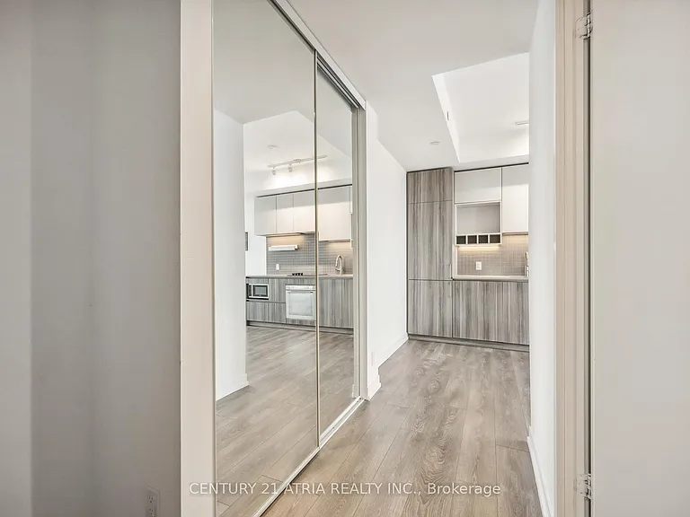 5 Buttermill Ave #2611 — Photo 7