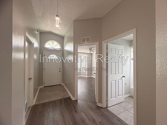 2nd image of 119 Sundance Ct