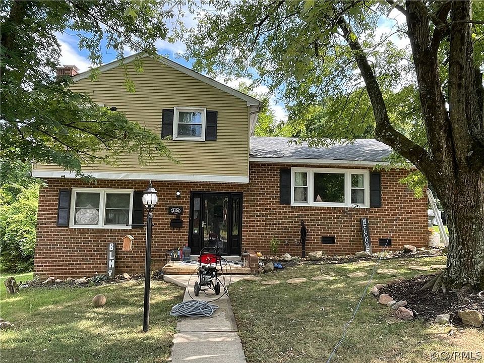 1st image of 2410 Mimosa St