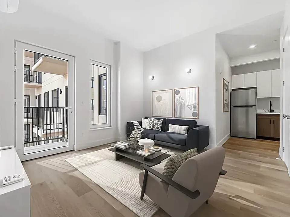 89-25 162nd St #1002