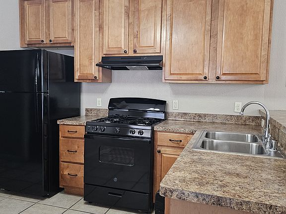 3rd image of 10112 Galway Dr