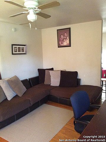 2nd image of 343 Oakwood Dr