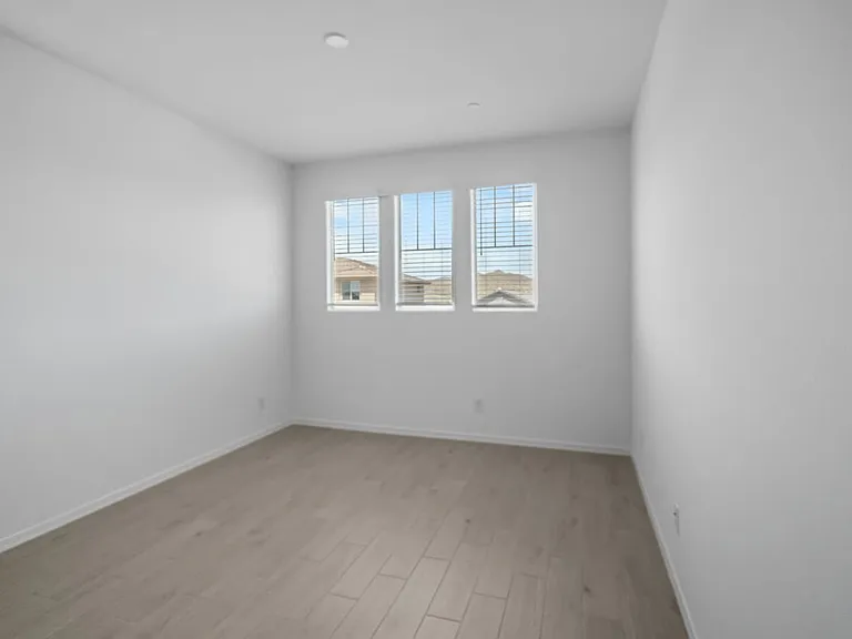 13415 W Eagle Feather Rd — Photo 21