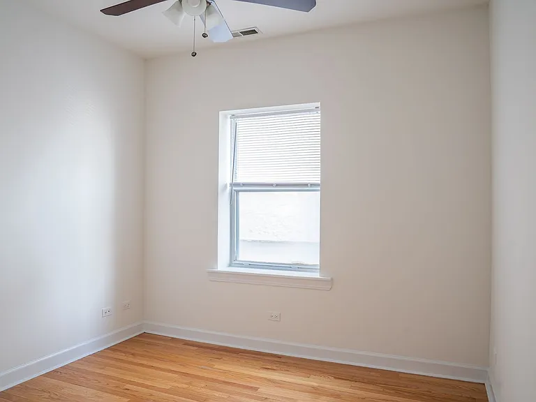 Gunnison Condos — Photo 7