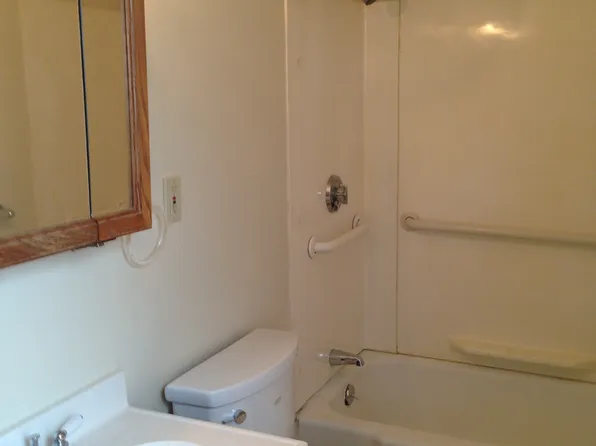 (undisclosed Address), Taunton, MA 02780