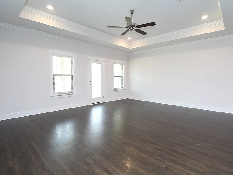 717 Brambling Ct — Photo 3
