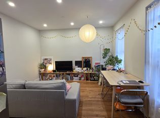 521 Willoughby Ave #3B, Brooklyn, NY 11206