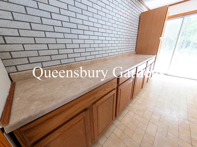 15 Angel Ln — Photo 10