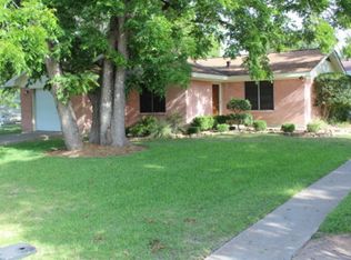 205 Duson Ave, Palacios, TX 77465