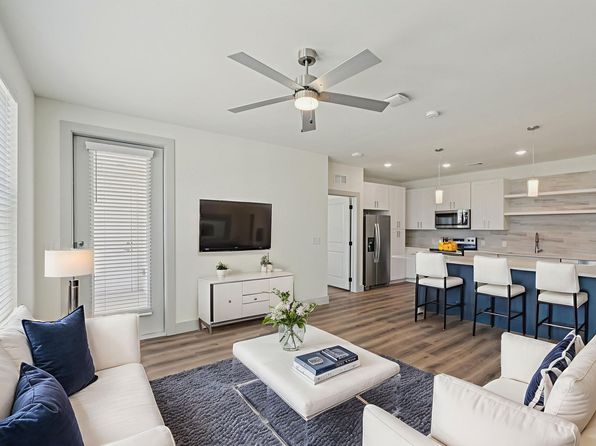 902 Town Center Blvd #3412