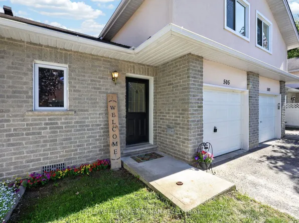 505 Thomas St, Clearview, ON L0M 1S0
