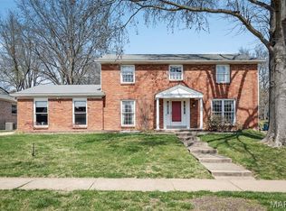 10465 Gregory Ct, Saint Louis, MO 63128