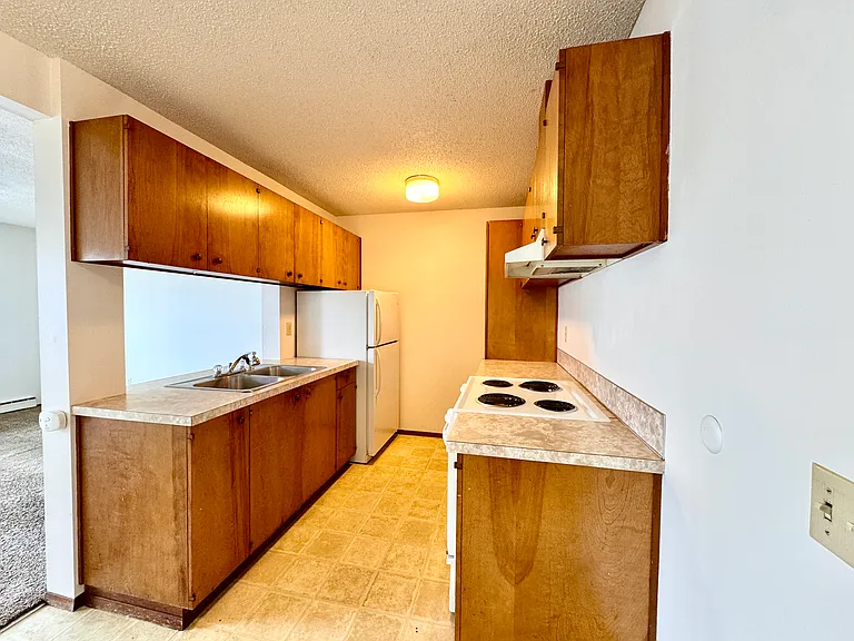 624 W Cedar St #6 — Photo 7