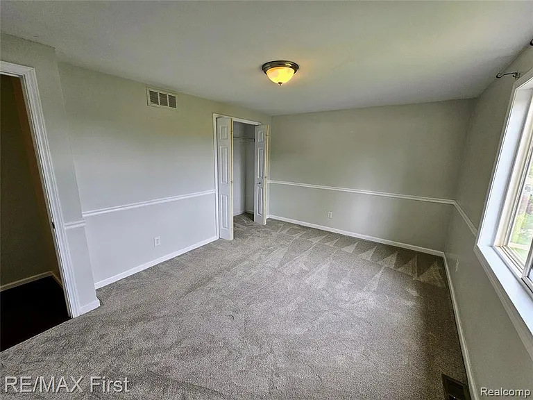 47564 Ryan Rd — Photo 14