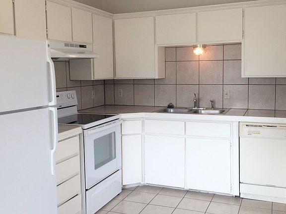 2nd image of 237 Chalmette Dr APT B