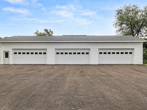 2nd image of 2400 Stanton Ave