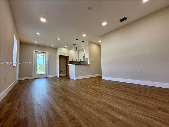 3rd image of 2941 NW 154th Ter