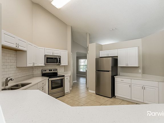 3rd image of 1010 Pegel Ct