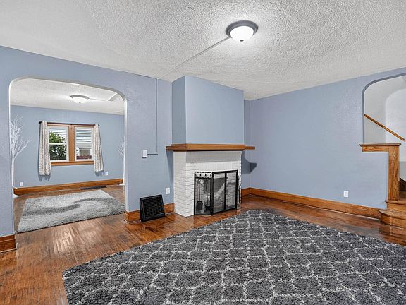 3rd image of 1216 Independence Ave