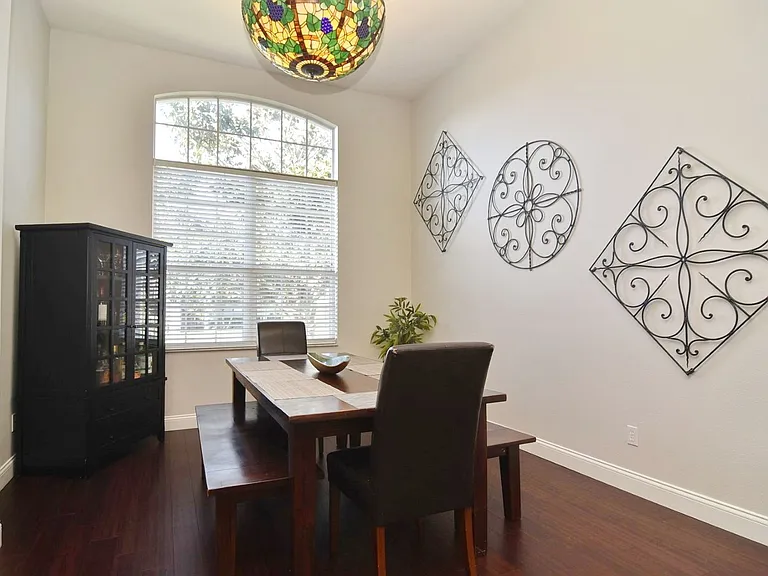 6173 Hedgesparrows Ln — Photo 4