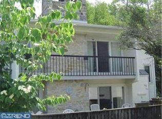 182 E Chelsea Cir, Newtown Square, PA 19073